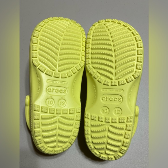 COPY - Crocs. Like new condition. Great color. M10W12. Boulder, Colorado printe… - Picture 3 of 4